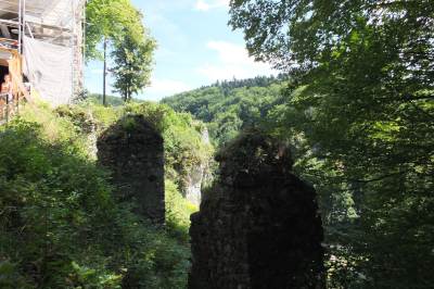 Zamek w Ojcowie Zamek w Ojcowie