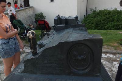 Zamek w Pieskowej Skale Zamek w Pieskowej Skale