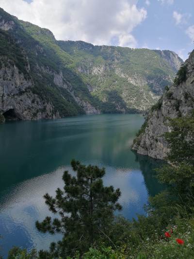 Pivsko jezero [Пивско језеро]