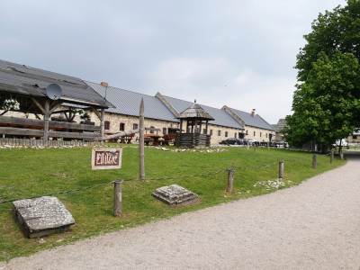 Zamek Rycerski w Sobkowie Zamek Rycerski w Sobkowie