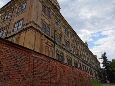 Pocysterski klasztor Lubiąż Pocysterski klasztor Lubiąż