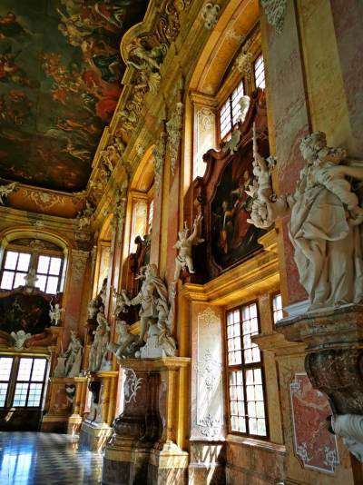 Pocysterski klasztor Lubiąż Pocysterski klasztor Lubiąż