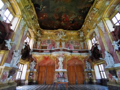 Pocysterski klasztor Lubiąż Pocysterski klasztor Lubiąż