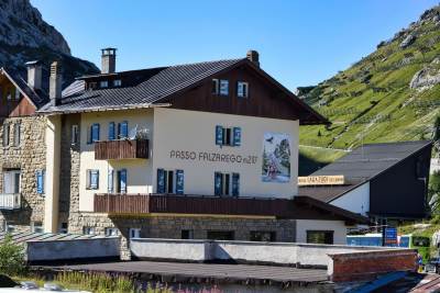 Passo Falzarego, Passo Valparola Passo Falzarego, Passo Valparola