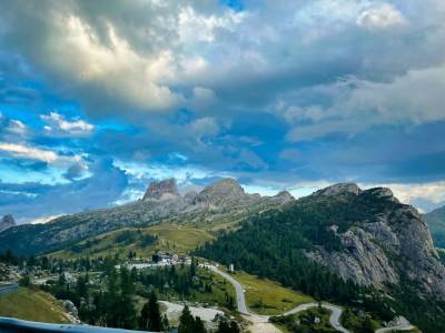 Passo Falzarego, Passo Valparola Passo Falzarego, Passo Valparola