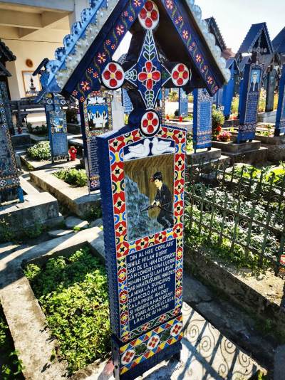 Wesoły Cmentarz Cimitirul Vesel Wesoły Cmentarz Cimitirul Vesel