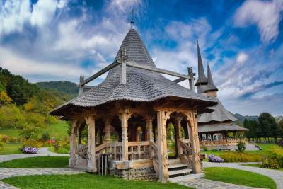 Żeński kompleks klasztorny w Bârsana Mănăstirea Bârsana Żeński kompleks klasztorny w Bârsana Mănăstirea Bârsana