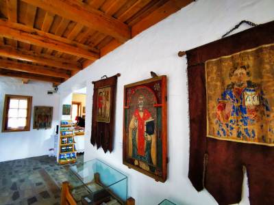 Żeński kompleks klasztorny w Bârsana Mănăstirea Bârsana Żeński kompleks klasztorny w Bârsana Mănăstirea Bârsana