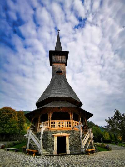 Żeński kompleks klasztorny w Bârsana Mănăstirea Bârsana Żeński kompleks klasztorny w Bârsana Mănăstirea Bârsana