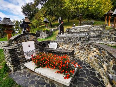 Żeński kompleks klasztorny w Bârsana Mănăstirea Bârsana Żeński kompleks klasztorny w Bârsana Mănăstirea Bârsana