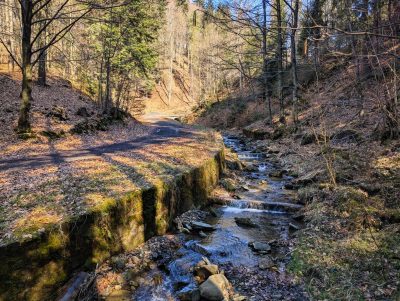 Kieczera, Góra Żar Kieczera, Góra Żar
