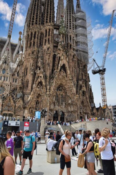Sagrada Família [La Sagrada Familia]